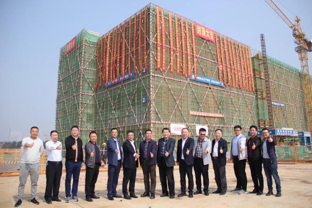 15-16-4105221477687961